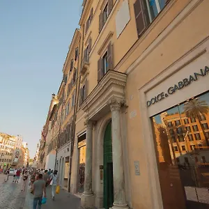 2* بيت ضيافة Piazza Di Spagna