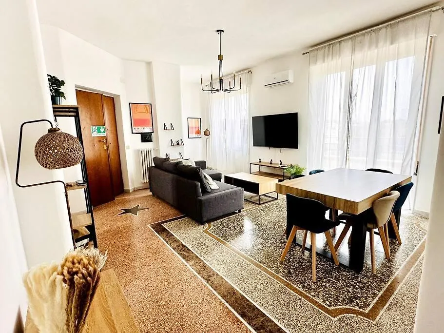 Attico Lussuoso Roma Centro Apartment